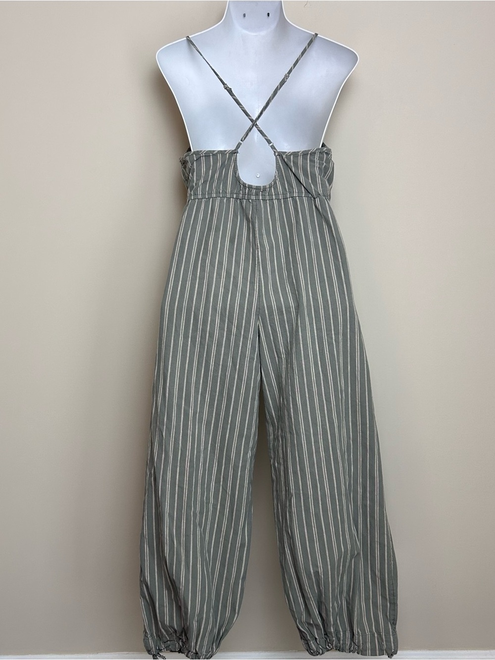 Free People Medium Bohemian Barrel Leg Verona Bare Stripe One Piece Jumpsuit - Picture 6 of 13